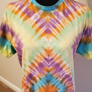 Tie Dye Boho Men's short sleeves t-shirt size M. 100% cotton.